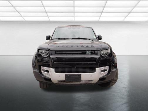 2024 Land Rover Defender P300 S