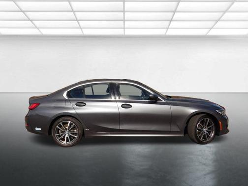 2021 BMW 330e xDrive