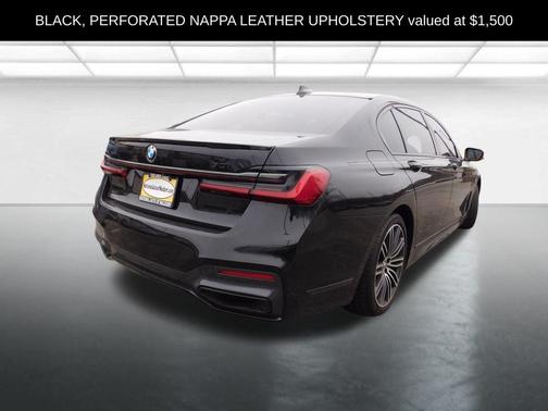 2022 BMW 740 i xDrive