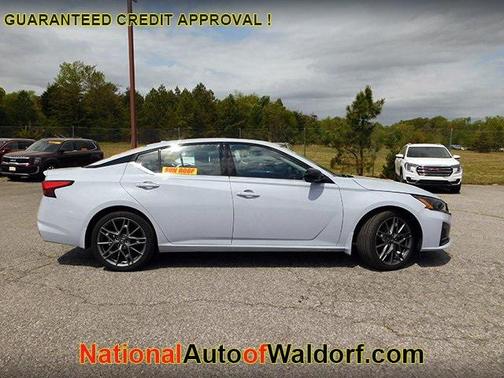 2023 Nissan Altima SR VC-Turbo FWD