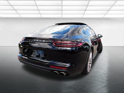 2020 Porsche Panamera 4S