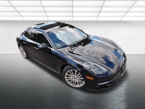 2020 Porsche Panamera 4S