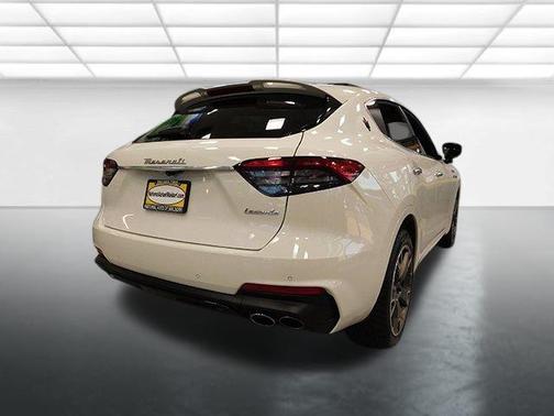 2023 Maserati Levante Modena
