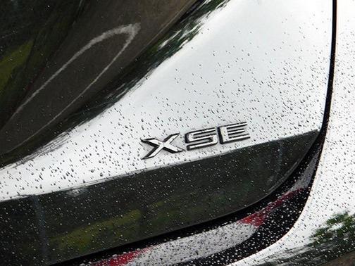 2019 Toyota Avalon XSE