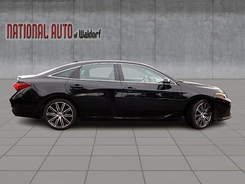 2019 Toyota Avalon XSE