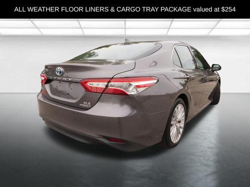 2018 Toyota Camry Hybrid XLE
