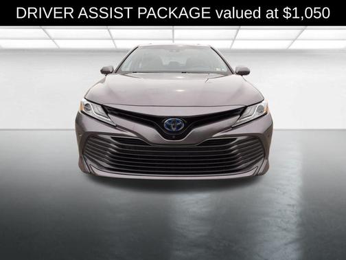 2018 Toyota Camry Hybrid XLE
