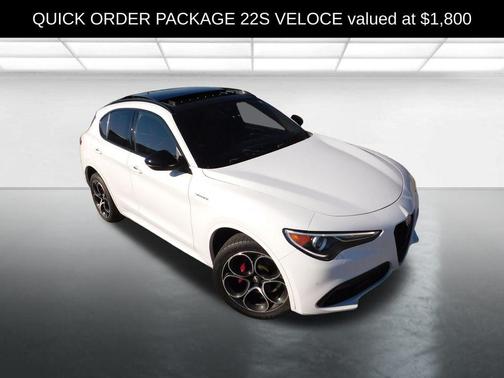 2022 Alfa Romeo Stelvio Veloce