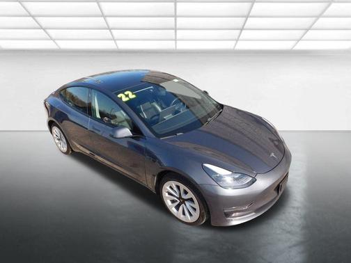 2022 Tesla Model 3 Long Range