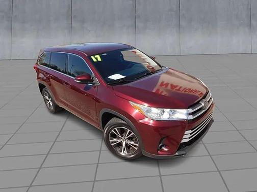 2017 Toyota Highlander LE
