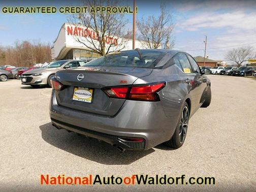 2023 Nissan Altima SR FWD