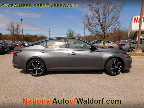 2023 Nissan Altima SR FWD