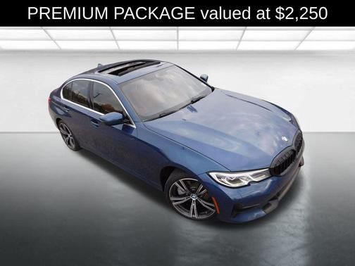 2022 BMW 330 i xDrive