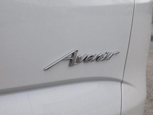 2022 Buick Enclave Avenir