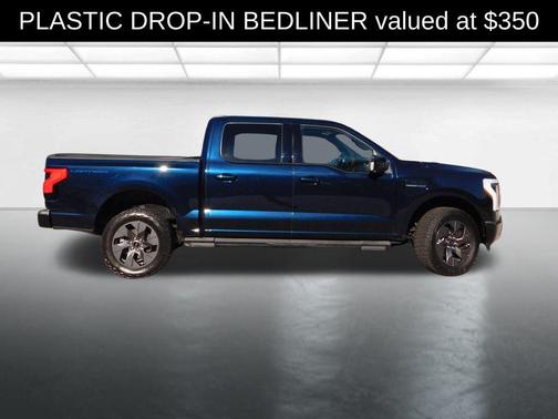 2022 Ford F-150 Lightning LARIAT