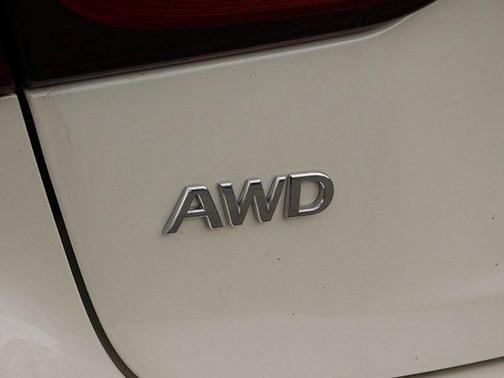 2022 INFINITI Q50 LUXE