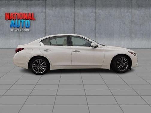 2022 INFINITI Q50 LUXE