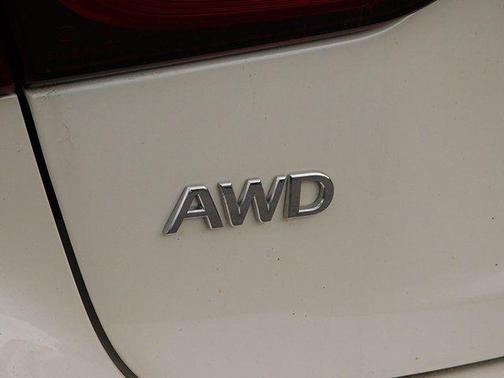 2022 INFINITI Q50 LUXE