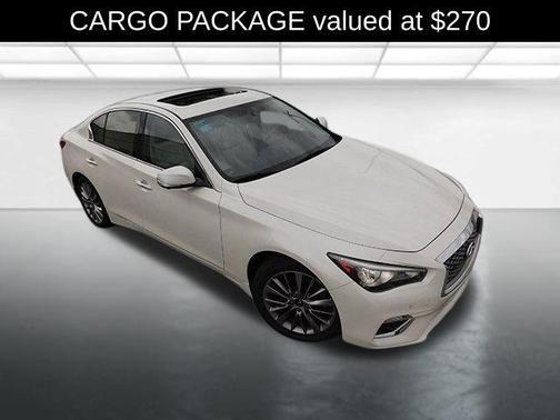 2022 INFINITI Q50 LUXE