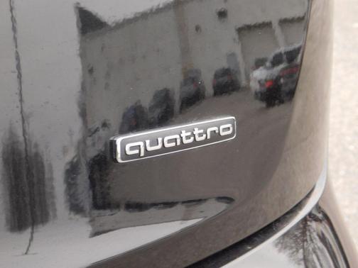 2022 Audi Q5 45 S line quattro Premium