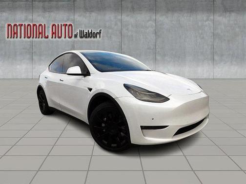 2022 Tesla Model Y Long Range Dual Motor All-Wheel Drive