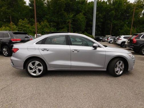 Florett Silver Metallic 2024 Audi A3 40 Premium