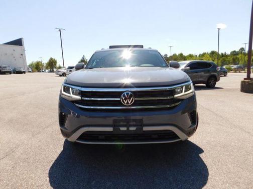 Pure Gray 2021 Volkswagen Atlas Cross Sport 3.6L V6 SEL