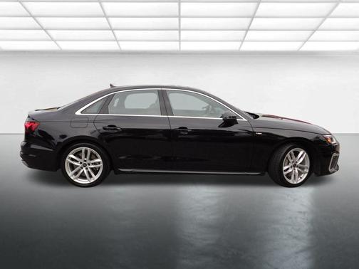 2024 Audi A4 45 S line quattro Premium