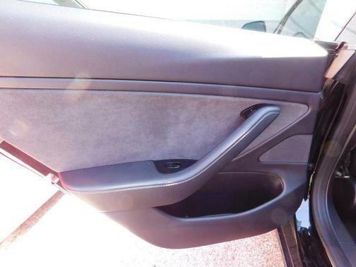 Black 2019 Tesla Model 3 Standard Range Plus