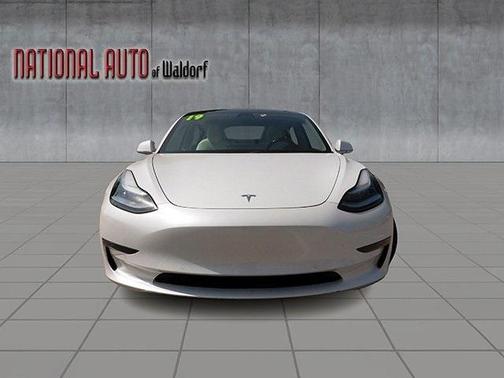 2019 Tesla Model 3 Mid Range