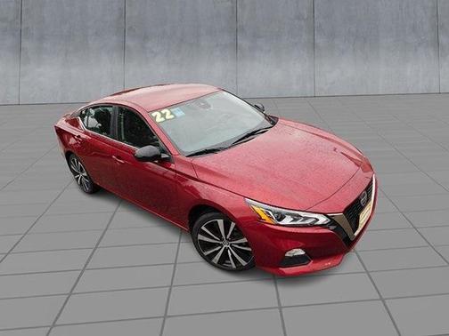 2022 Nissan Altima 2.5 SR