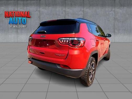 2025 Jeep Compass Trailhawk