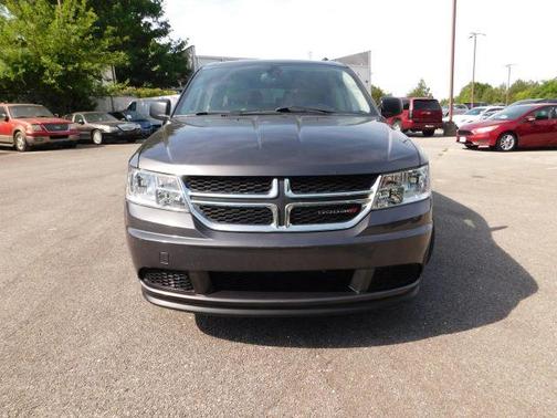 Gray 2019 Dodge Journey SE Value Package