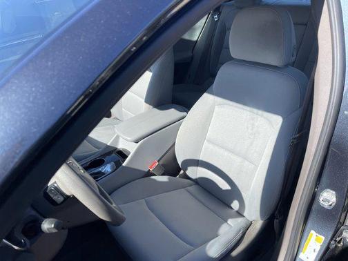 2021 Chevrolet Malibu FWD LT