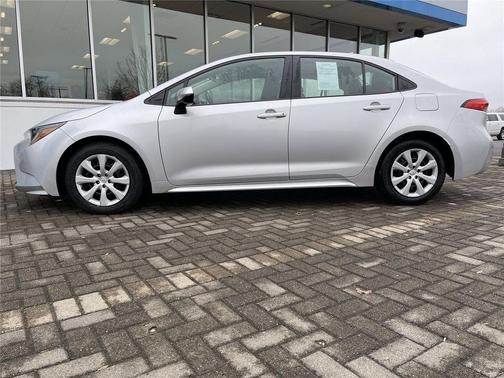 Classic Silver Metallic 2024 Toyota Corolla LE