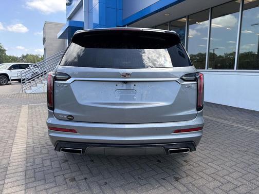 Argent Silver Metallic 2024 Cadillac XT6 Sport AWD