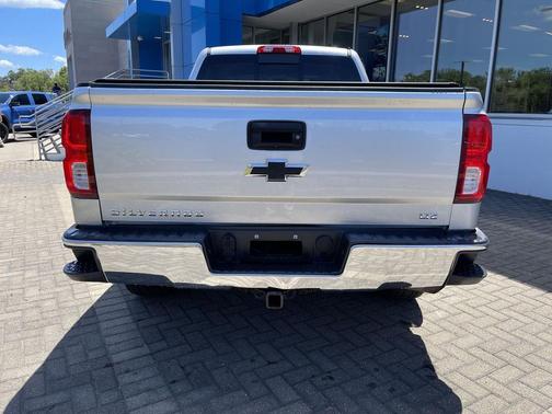 Silver Ice Metallic 2018 Chevrolet Silverado 1500 LTZ