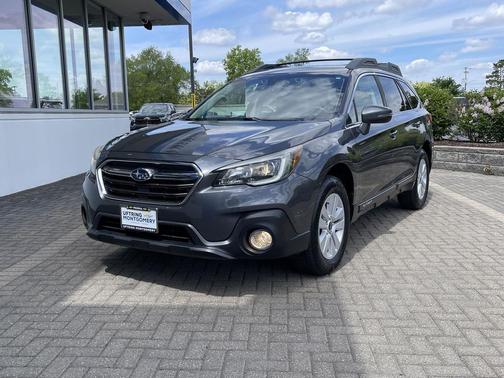 Magnetite Gray Metallic 2019 Subaru Outback 2.5i Premium