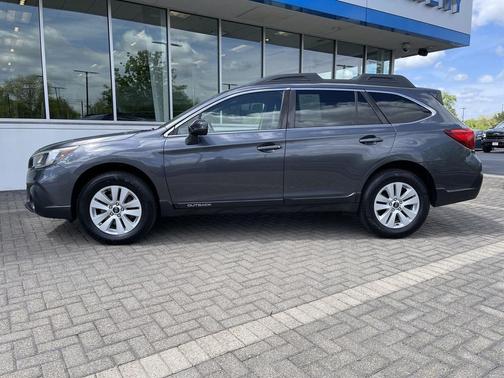 Magnetite Gray Metallic 2019 Subaru Outback 2.5i Premium