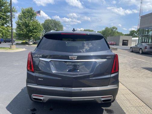 2021 Cadillac XT5 Premium Luxury
