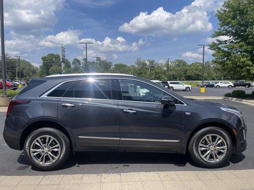 2021 Cadillac XT5 Premium Luxury