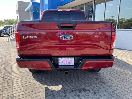 Ruby Red Metallic Tinted Clearcoat 2016 Ford F-150 XLT