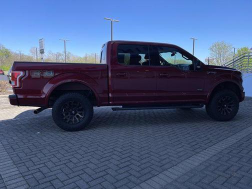 RUBY RED METALLIC TINTED CC 2016 Ford F-150 XLT