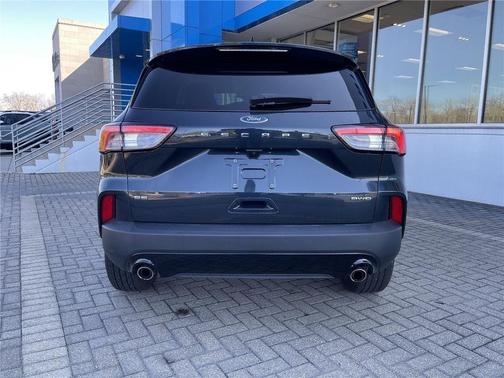 Stone Blue Metallic 2022 Ford Escape SE