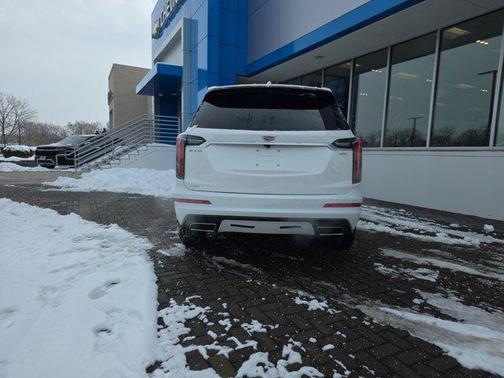 2025 Cadillac XT6 Sport AWD