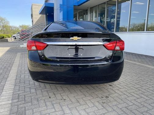 BLACK 2016 Chevrolet Impala LT