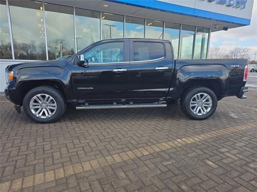 Onyx Black 2018 GMC Canyon SLT