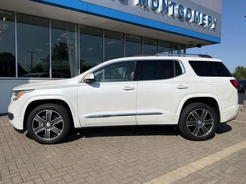 White Frost Tricoat 2017 GMC Acadia Denali