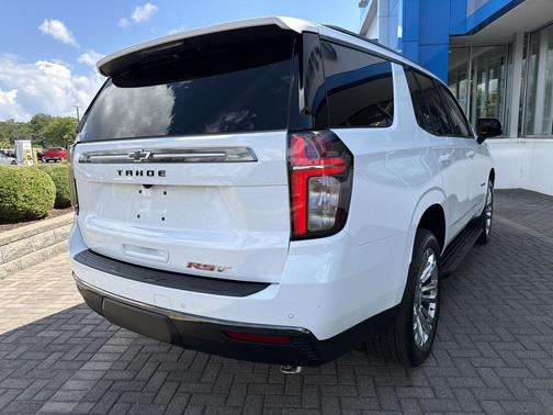 Summit White 2022 Chevrolet Tahoe 4WD RST