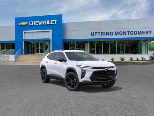 Summit White 2026 Chevrolet Trax FWD ACTIV